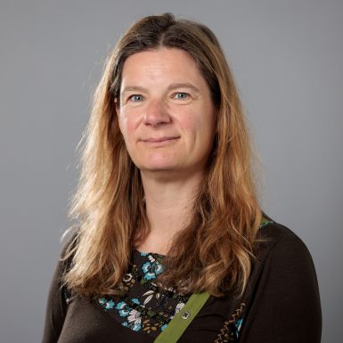 Ms Lorelei Silvester